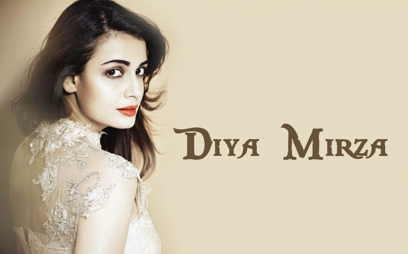 Dia-Mirza-hot-sexy-wallpaper