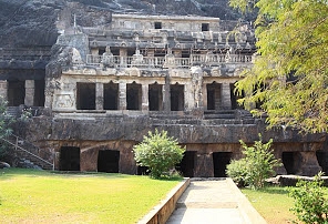 Undavalli Caves