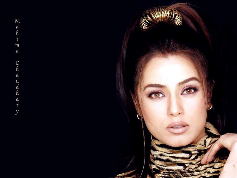 Mahima-Chaudhary-hd-black-Pictures