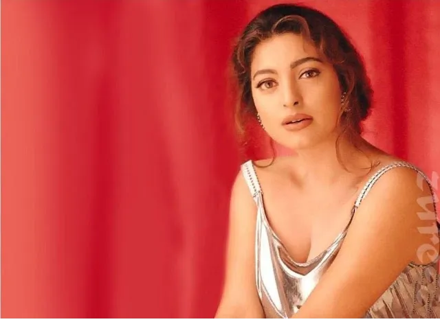 juhi chawla hot hd wallpapers 2013