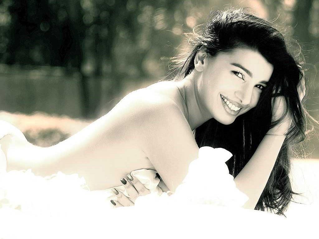 mink-brar-hot-hd-wallpapers