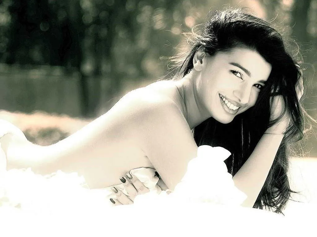 mink brar hot hd wallpapers