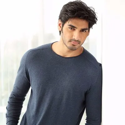 ahan shetty wallpapers