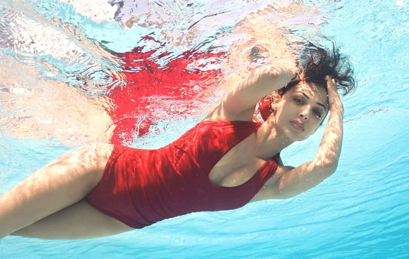malaika arora khan hd water wallpapers