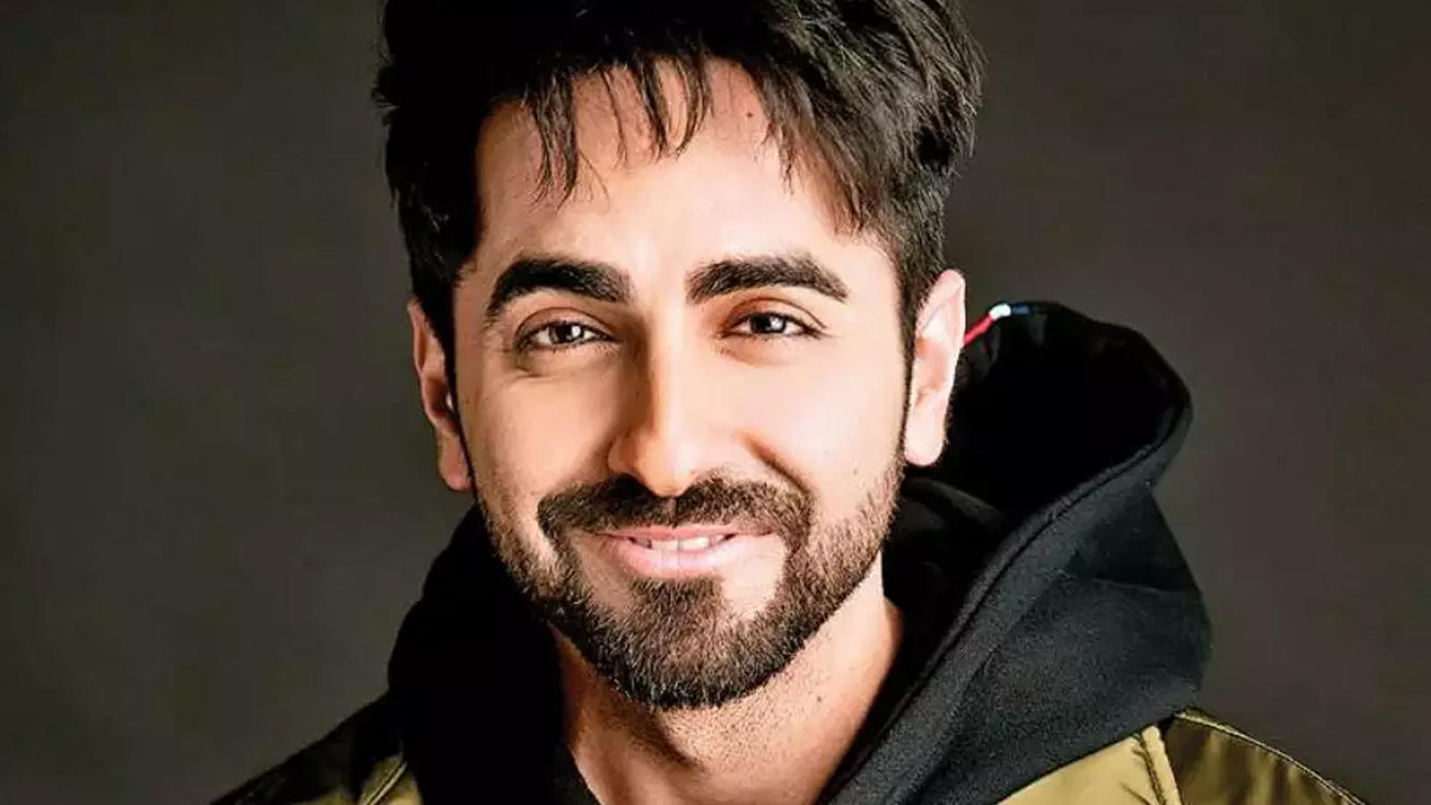 Ayushman Khurrana Wallpapers