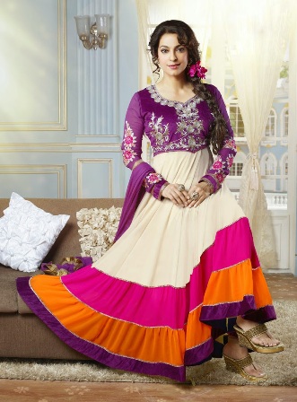New-Fashion-Juhi-Chawla-in-Indian-Trendy-Gorgeous-2014-15