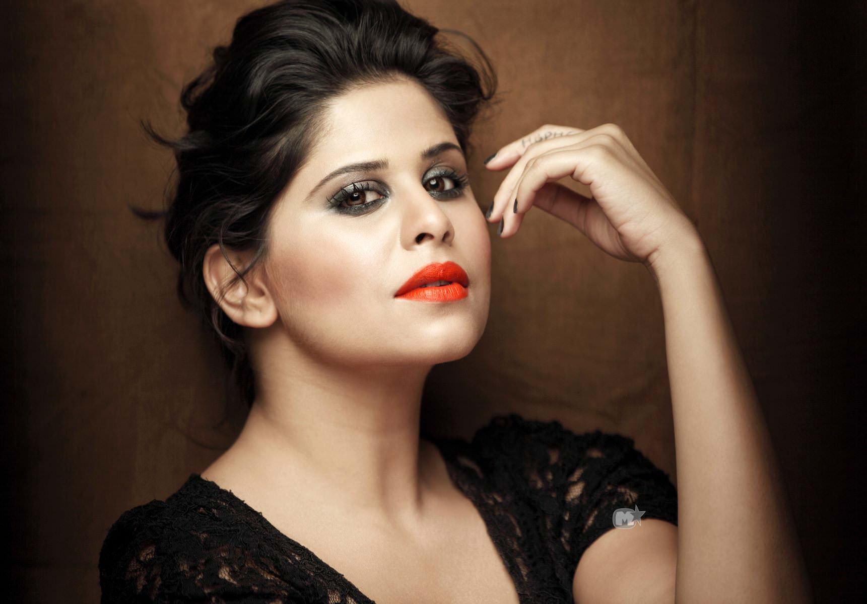 Sai-Tamhankar-HD-Wallpaper