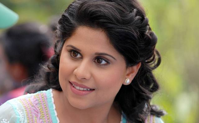 Sai-Tamhankar-beautiful-wallpaper