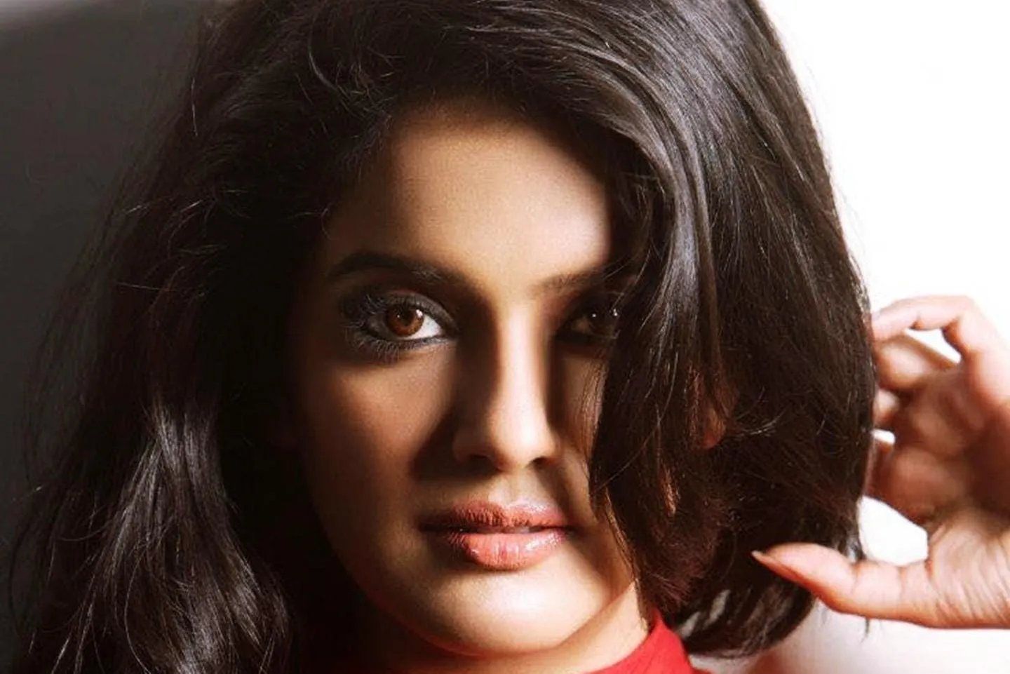 actress vishakha singh wallpapers