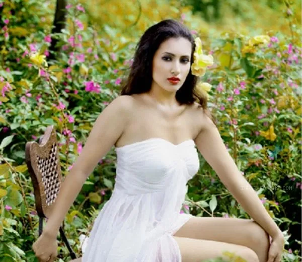 aditi gupta wallpapers 5