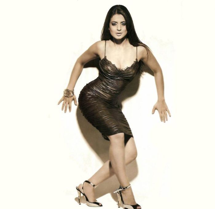 amisha patel hot pics