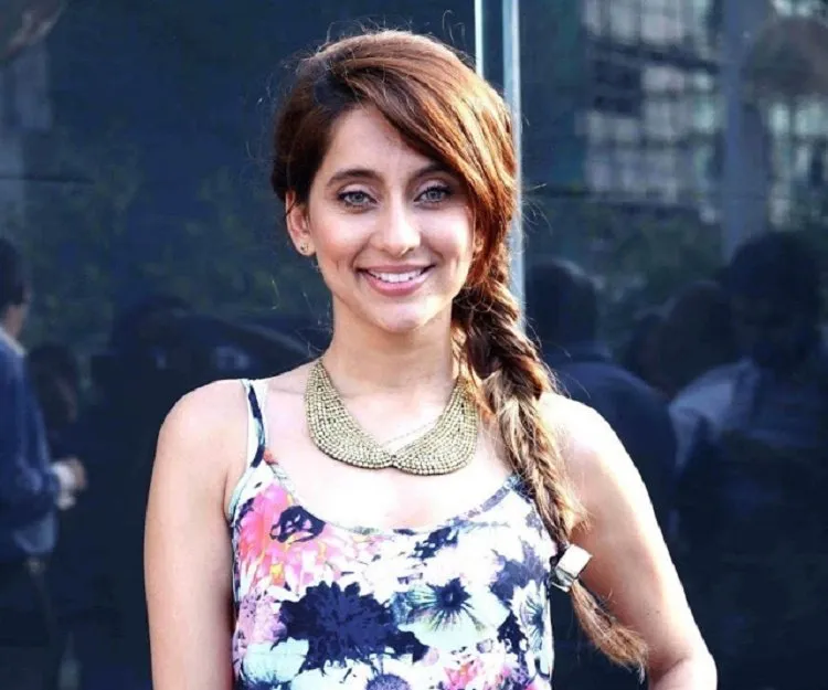 anusha dandekar hd wallpaper