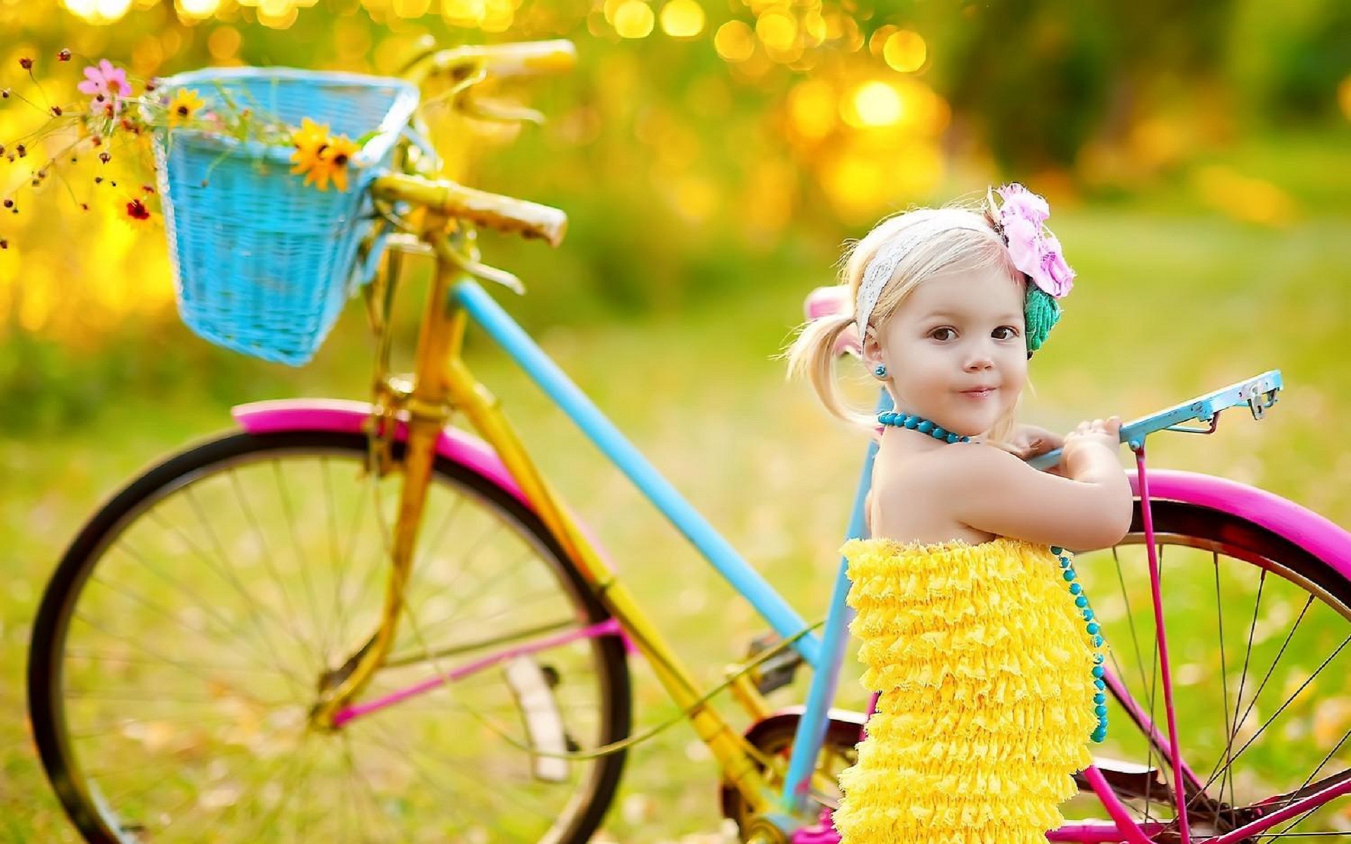 cute-girl-with-bicycle-very-happy-hd-wallpaper
