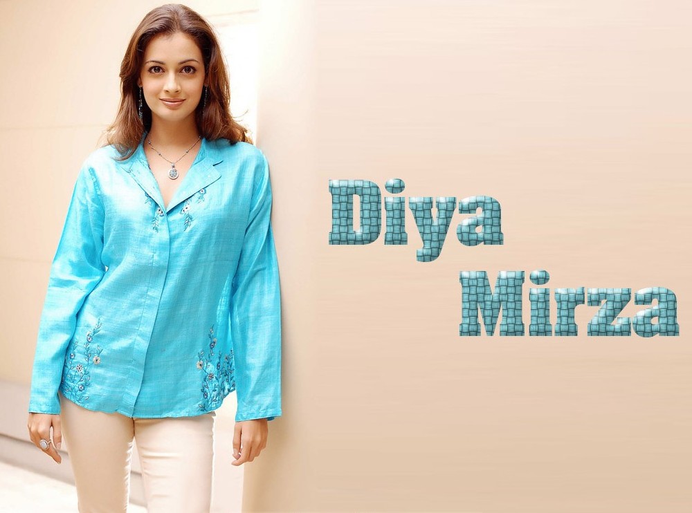 dia mirza hot photos