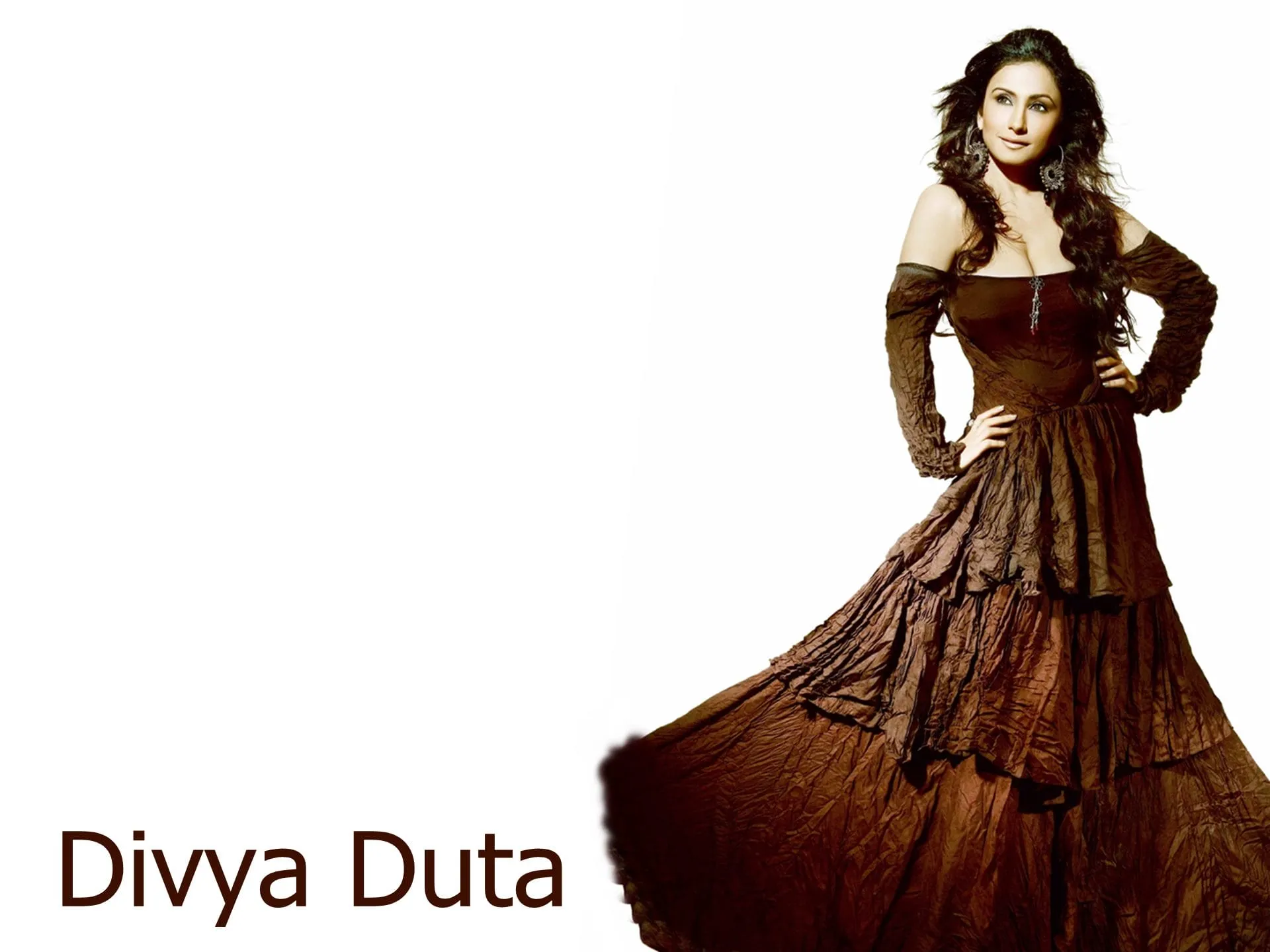 divya dutta in beautiful gown hd wallpaper