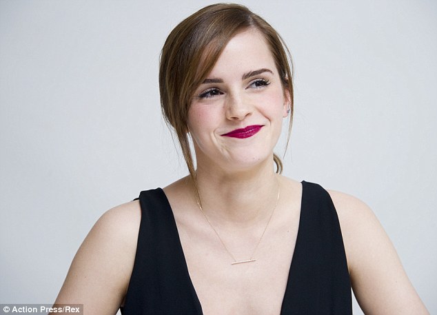 emma-watson-wallpaper
