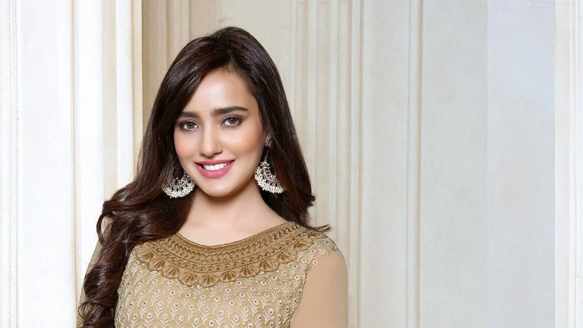 free download latest neha sharma hd wallpaper