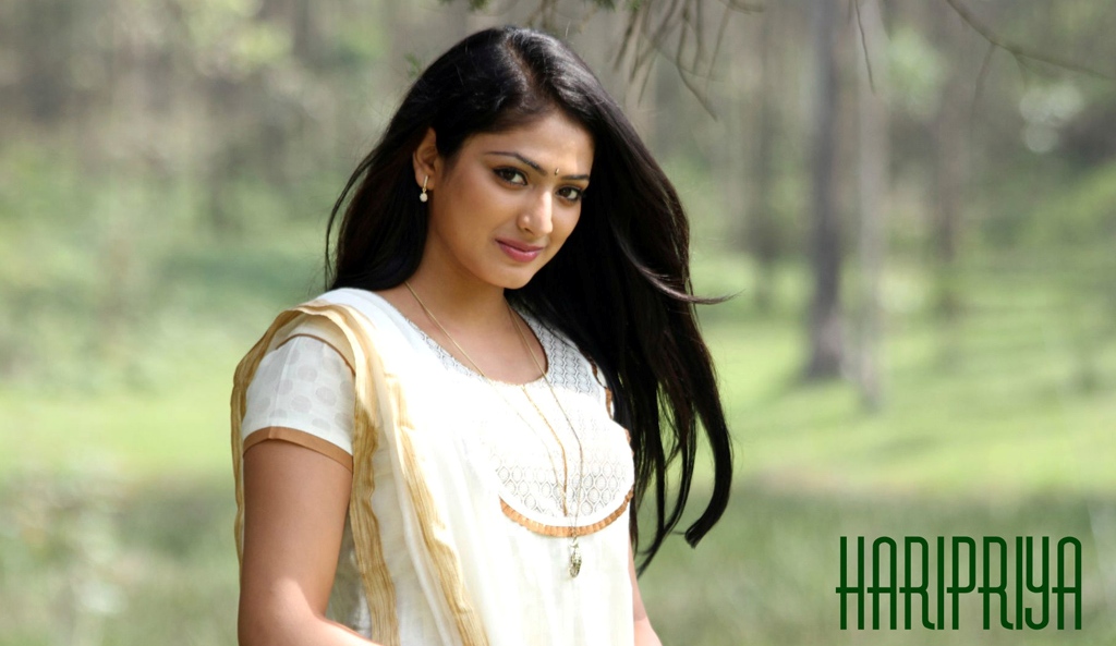 Haripriya-HD-sweet-Wallpaper