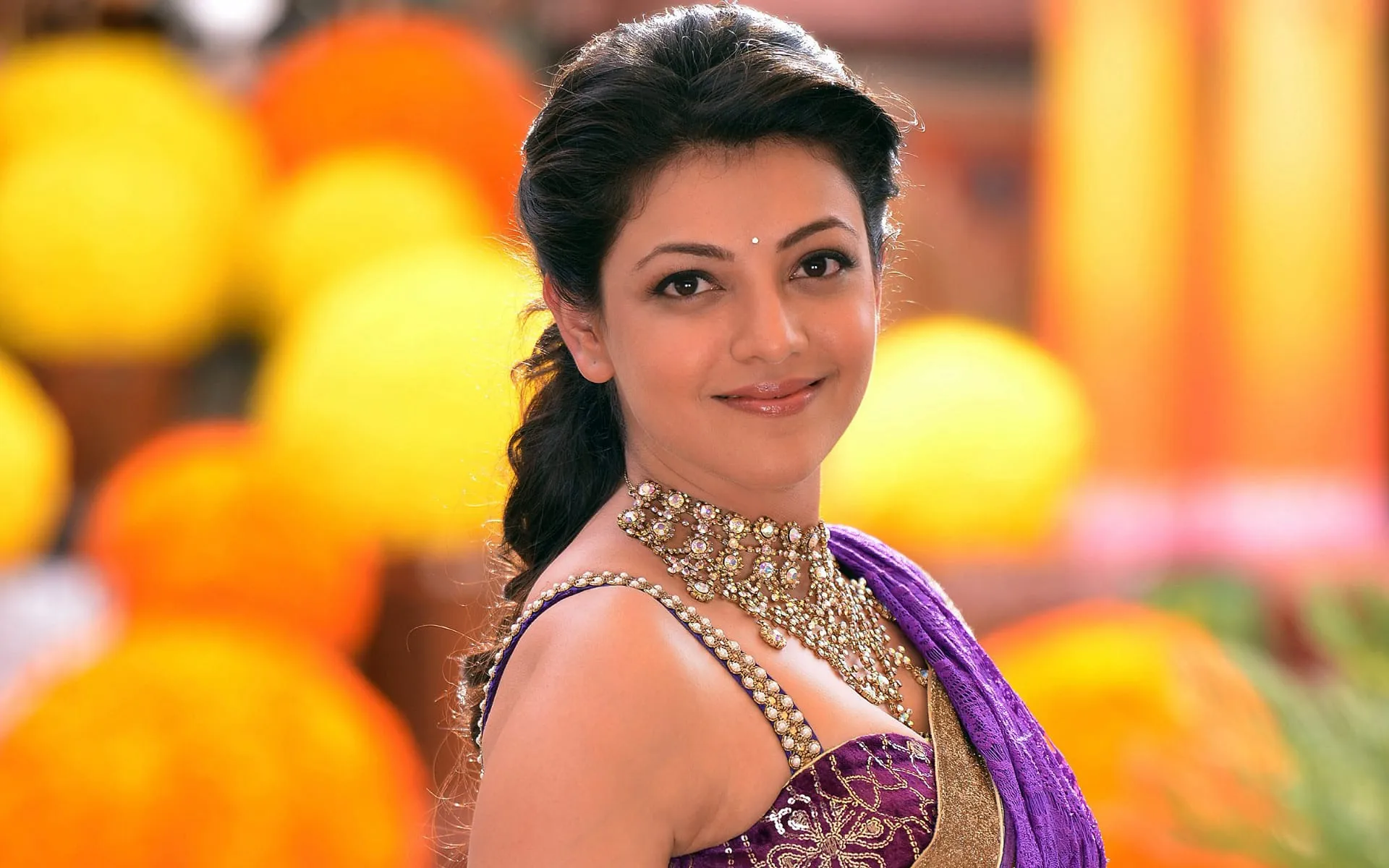kajal in govindudu andarivadele wide