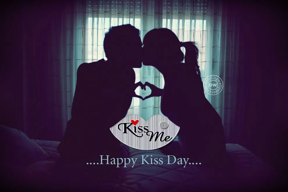 kiss me happy kiss day loving couple wallpaper