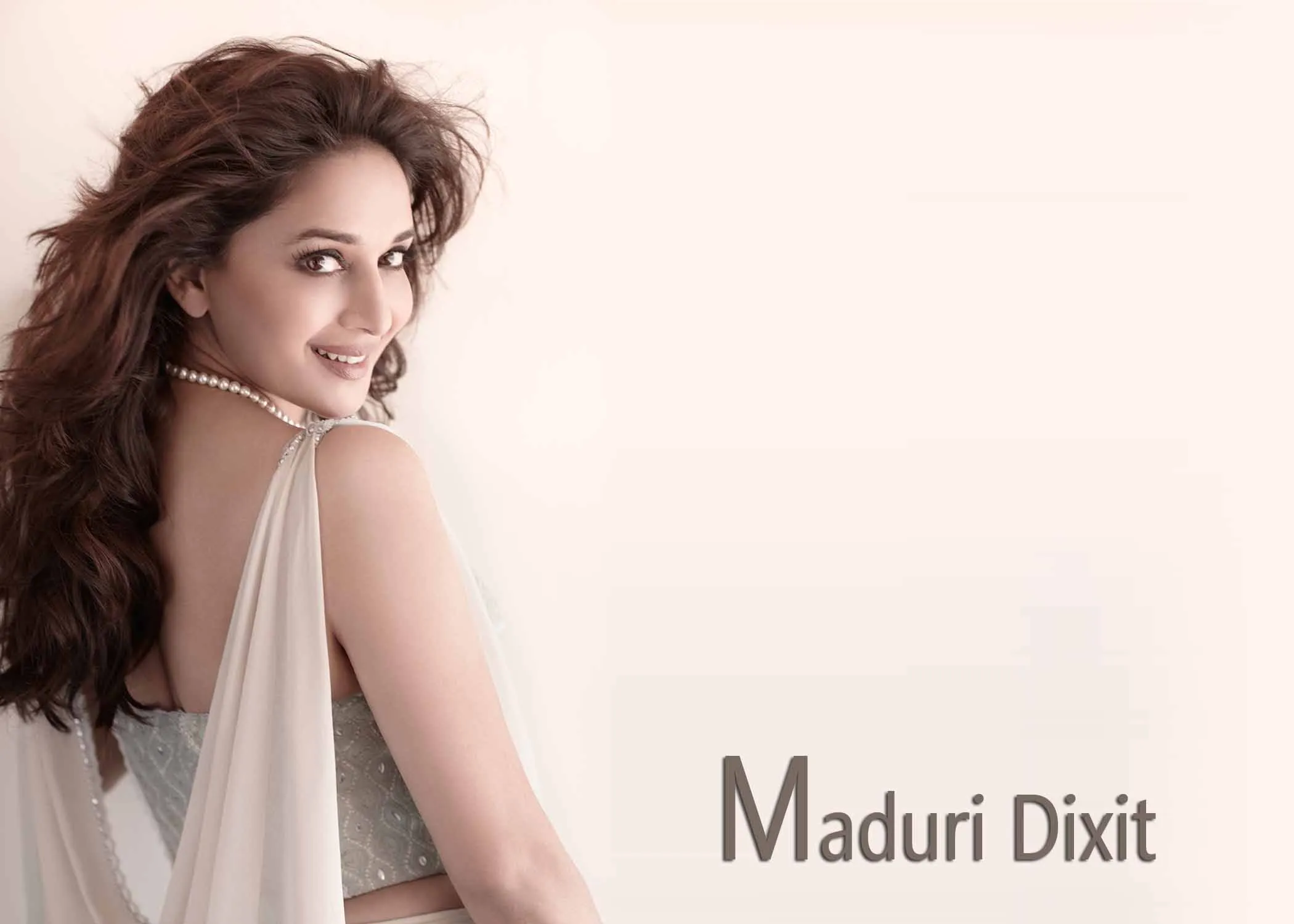 	madhuri dixit free wallpapers and backgrounds