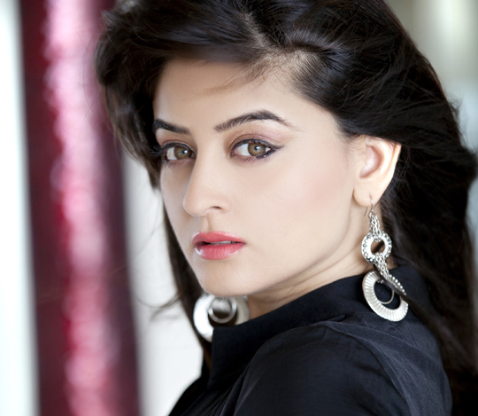 Mahii-Vij-Beautiful-hd-Wallpaper