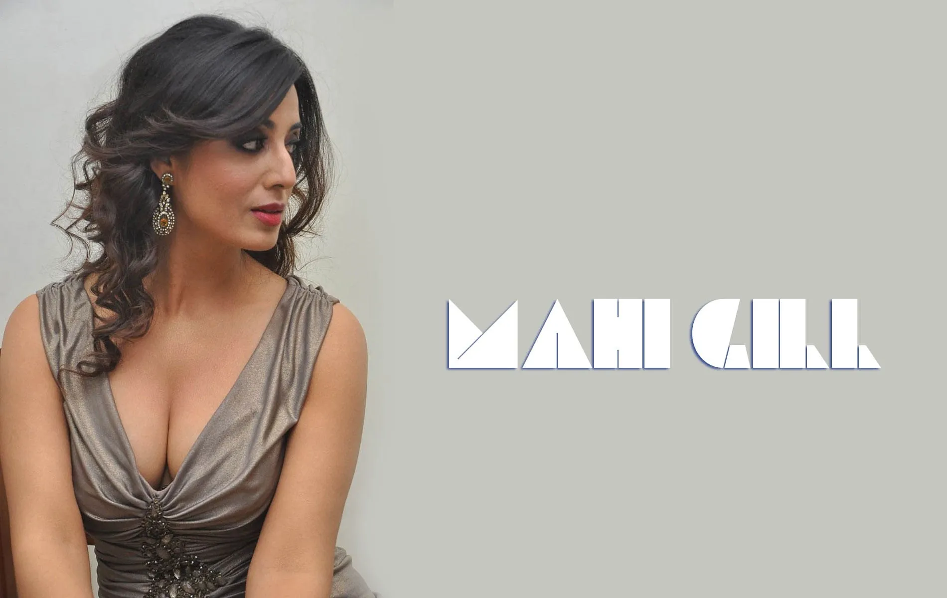 mahi gill sexy hd pics
