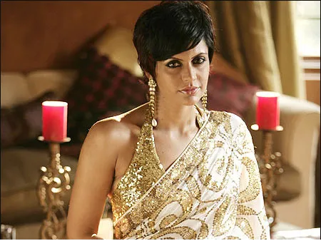 mandira bedi wallpapers in saree