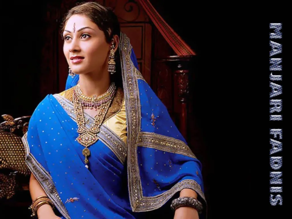 manjari fadnis wallpapers in saree