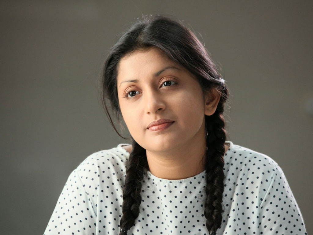 meera-jasmine-hd-wallpapers