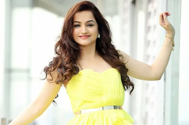 muskaan actress hd wallpapers