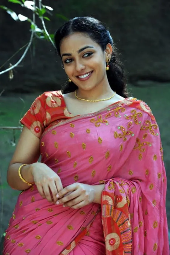 nithya menon saree photos 1 564x847