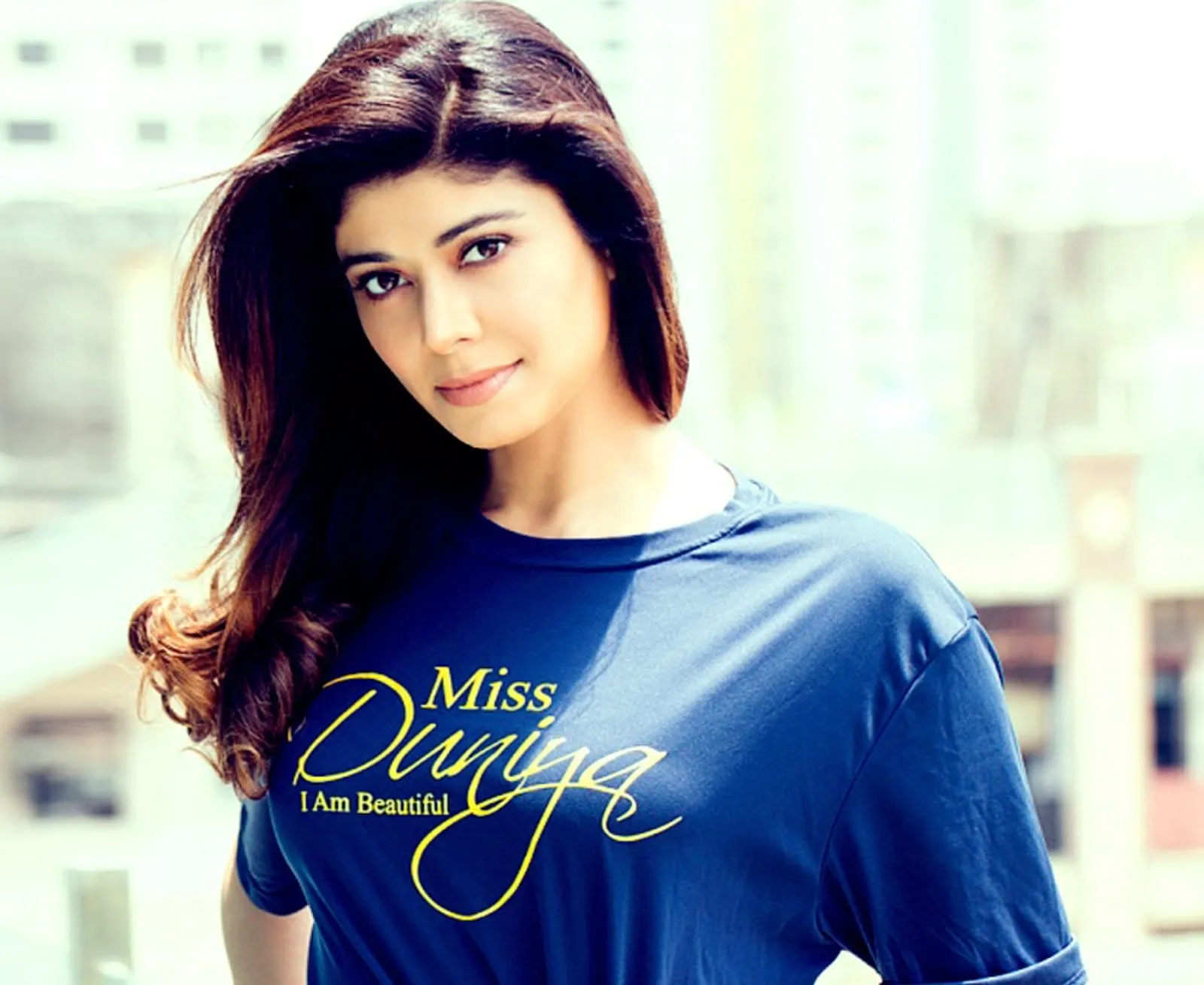 pooja batra latest hd wallpaper