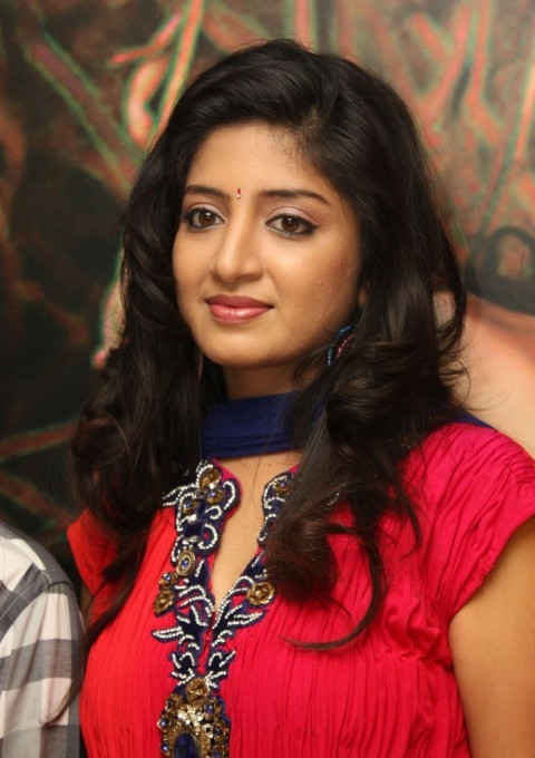 poonam-kaur-latest-photos
