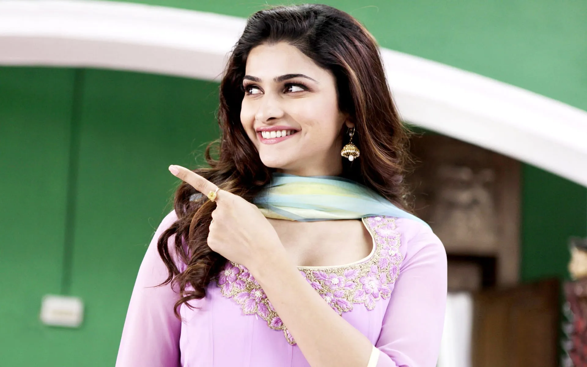 prachi desai in policegiri wide