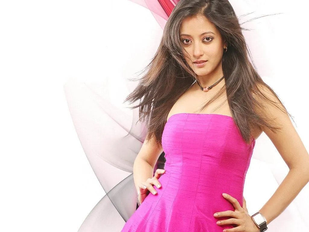 raima sen wallpaper