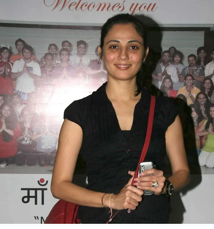 pooja ghai rawal hd wallpapers