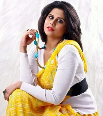 sai tamhankar 4k wallpaper