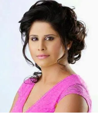 sai tamhankar cute beautiful wallpaper