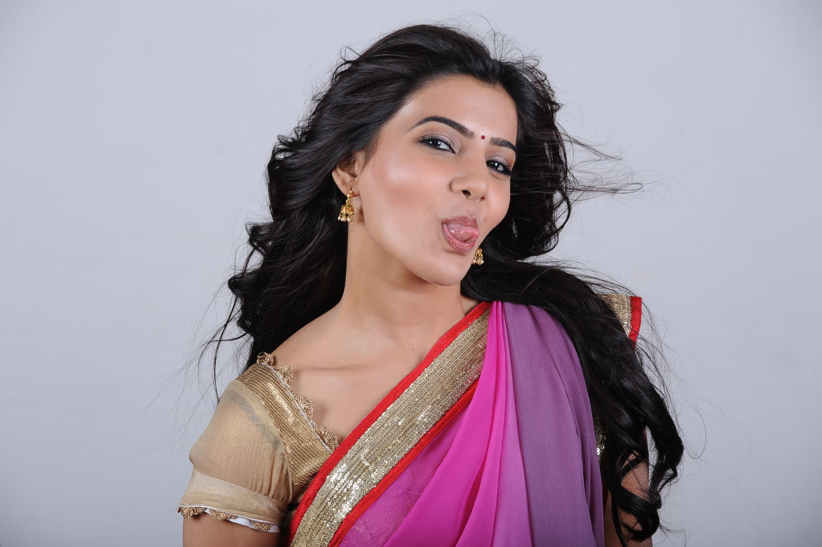 Index of /wp-content/gallery/samantha-latest-saree-photos