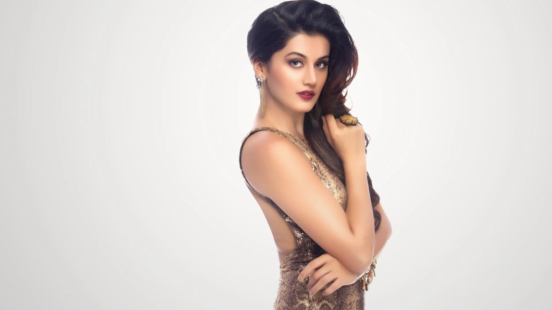 taapsee pannu most beautiful latest wallpapers