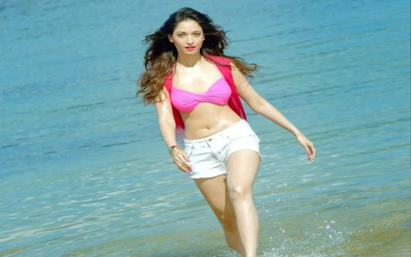tamanna bhatia hot back hd wallpapers