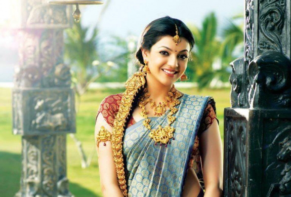 tamil-actress-kajal-agarwal-wallpapers-in-saree03