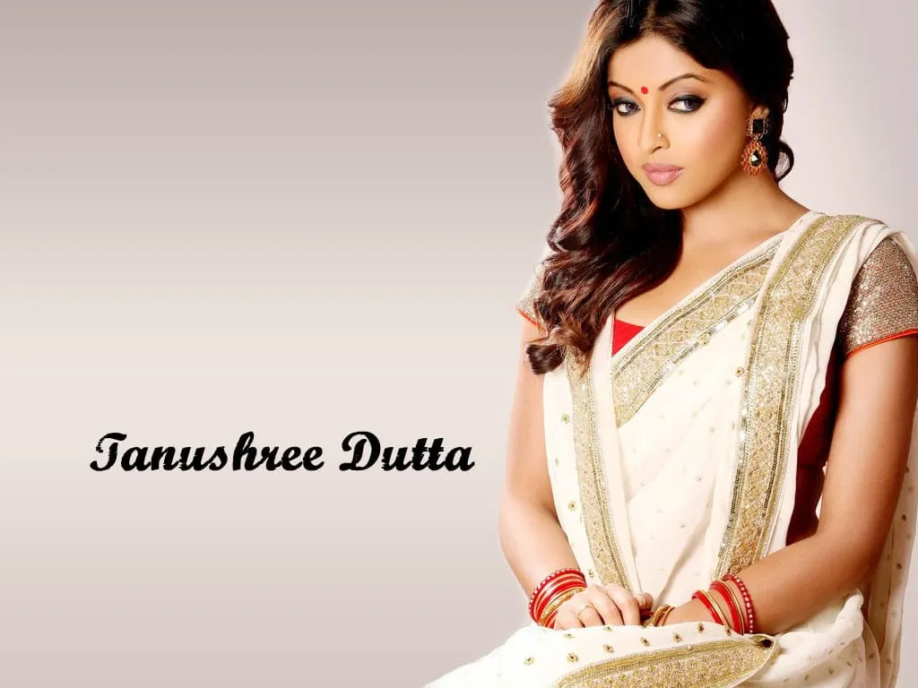 tanushree dutta hot photos in saree