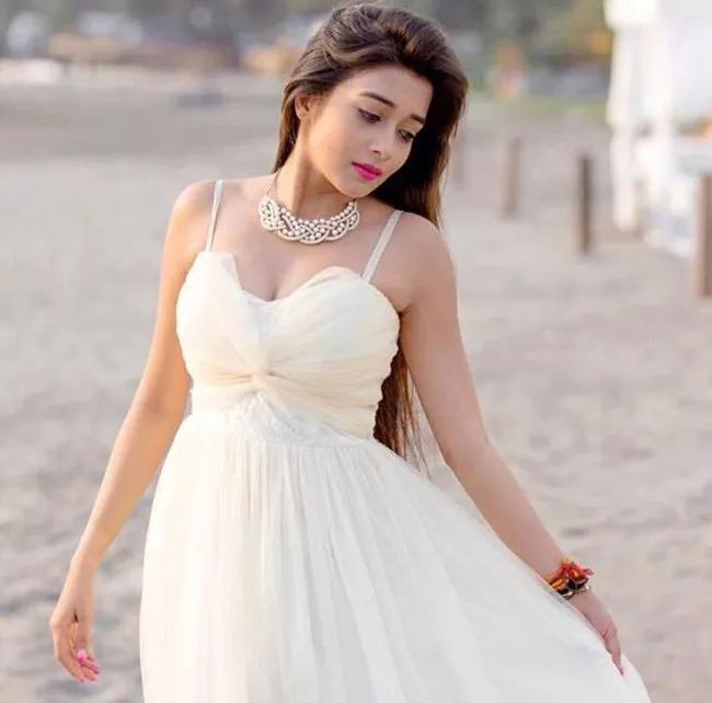 tina dutta beautiful wallpapers