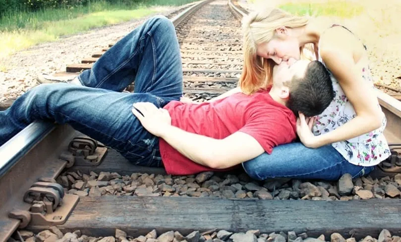 ultimate kiss day 2015 wallpapers images pics in full hd