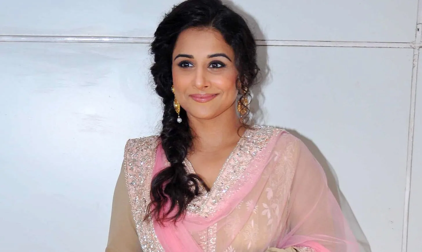vidya balan wallpaper