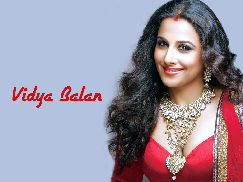 Vidya-Balan-Beautiful-Cute-Wallpaper-HD