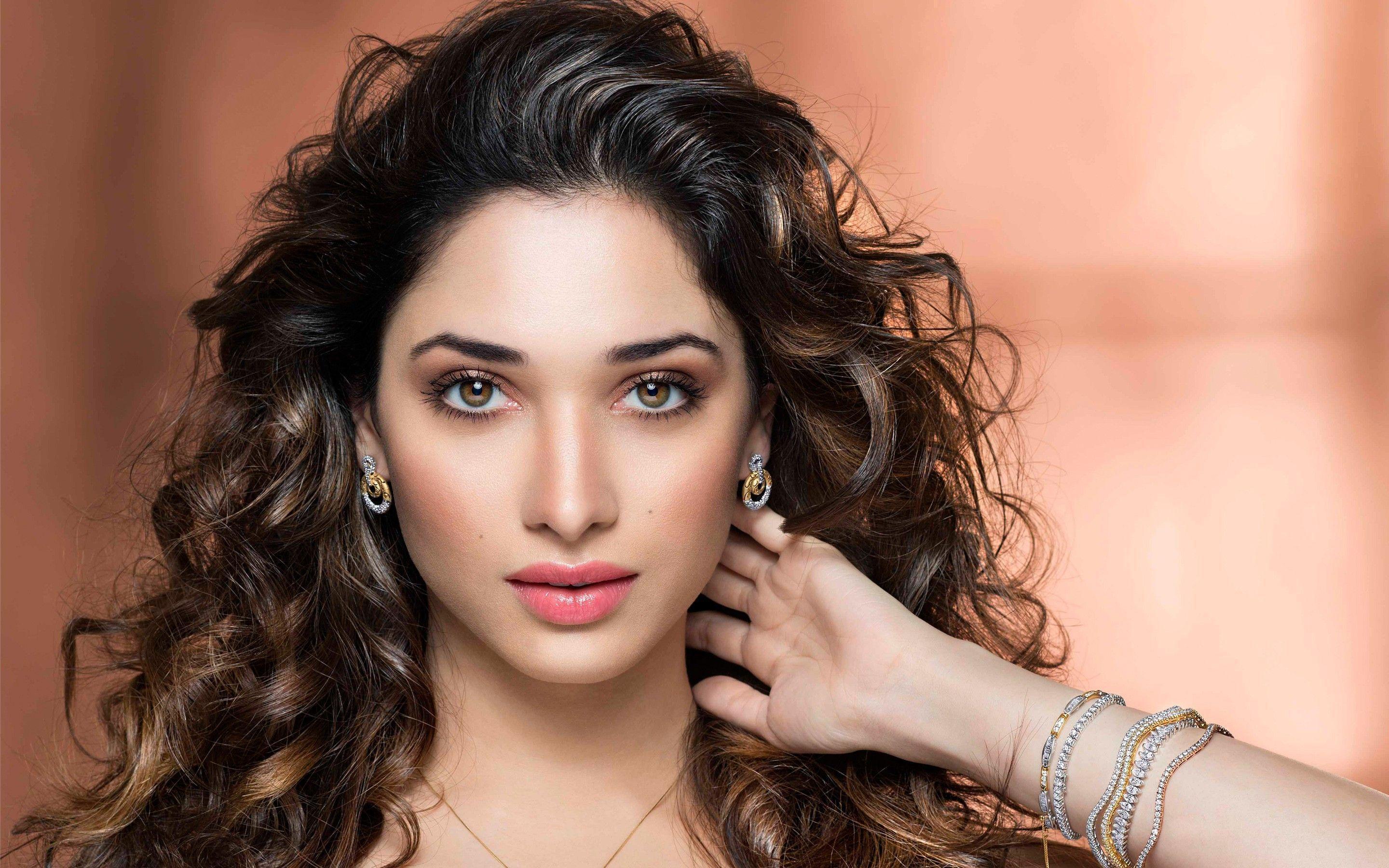 Tamanna-Bhatiya-HD-Pics