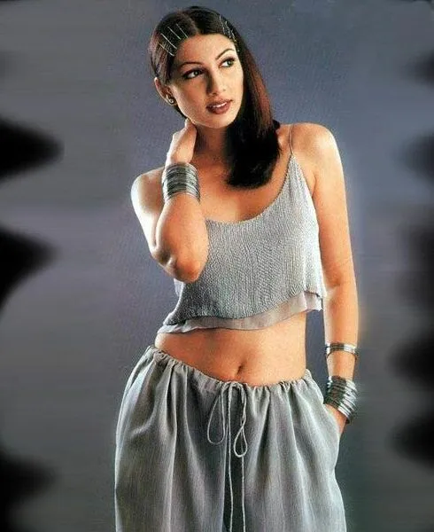 yukta mookhey wallpapers